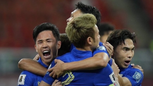 จับตา !! 3 ทีมยักษ์ไทยลีก สถานีต่อไป “สุภโชค สารชาติ”
